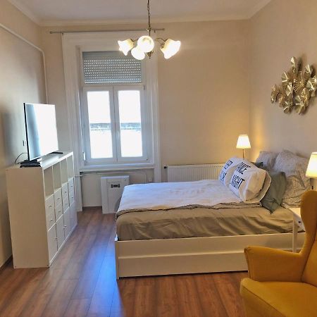 Modern Comfort In Historical Budapest Bagian luar foto