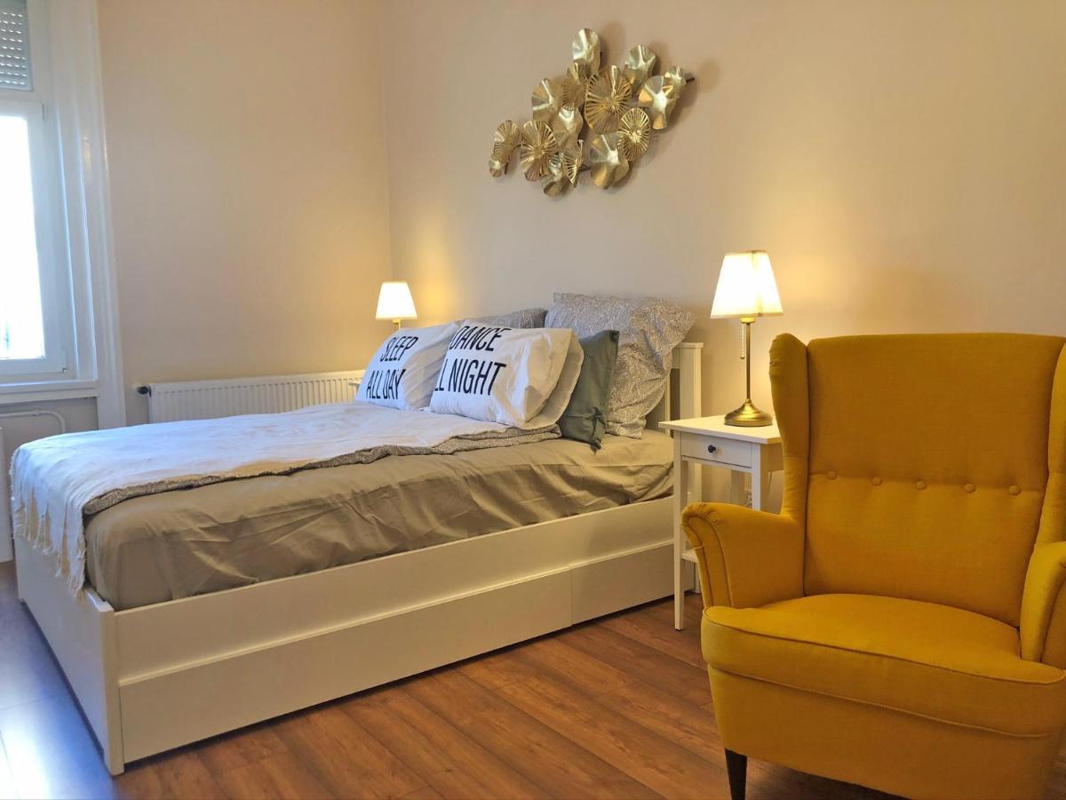 Modern Comfort In Historical Budapest Bagian luar foto